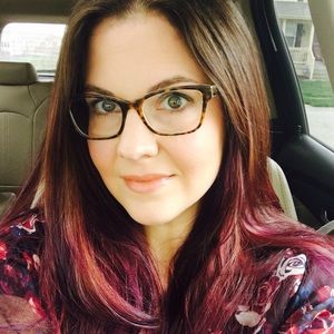 Meet your Posher, Corie